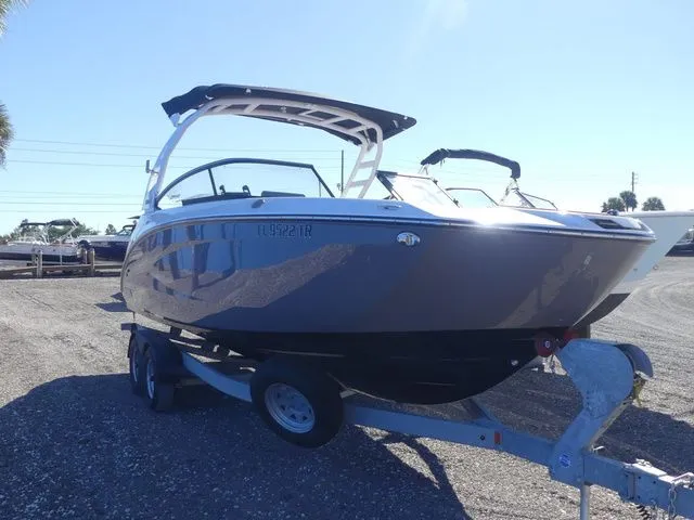 Slide: The Image of Yamaha 252SD 2023 - 3