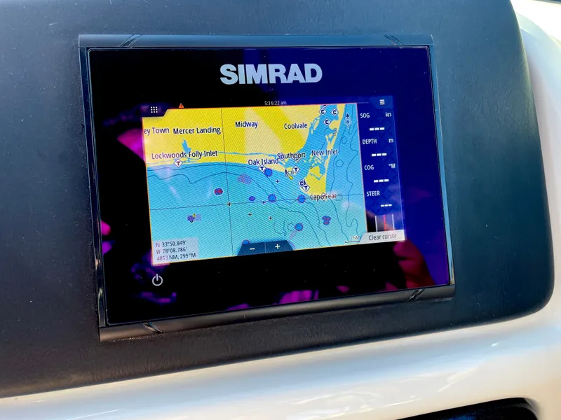 Slide: The Image of NauticStar 243 DC 2019 - 24