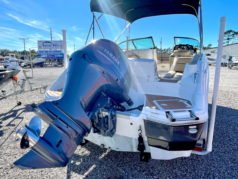 Slide: The Image of NauticStar 243 DC 2019 - 63