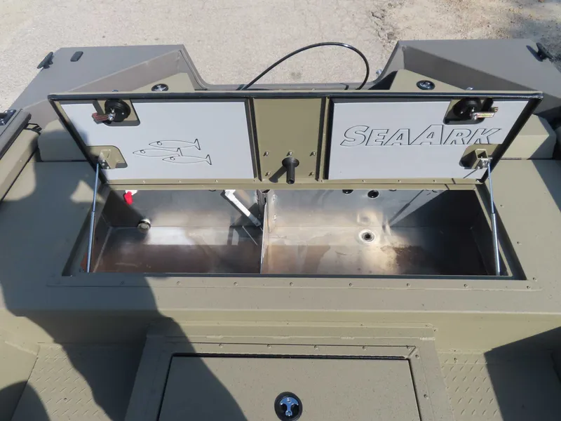 Slide: The Image of SeaArk Protege 200 2026 - 12