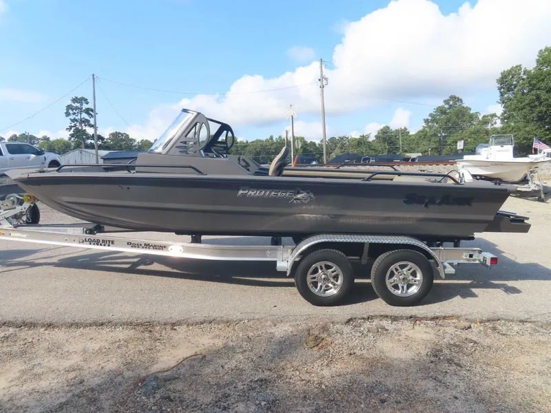 Slide: The Image of SeaArk Protege 200 2026 - 6