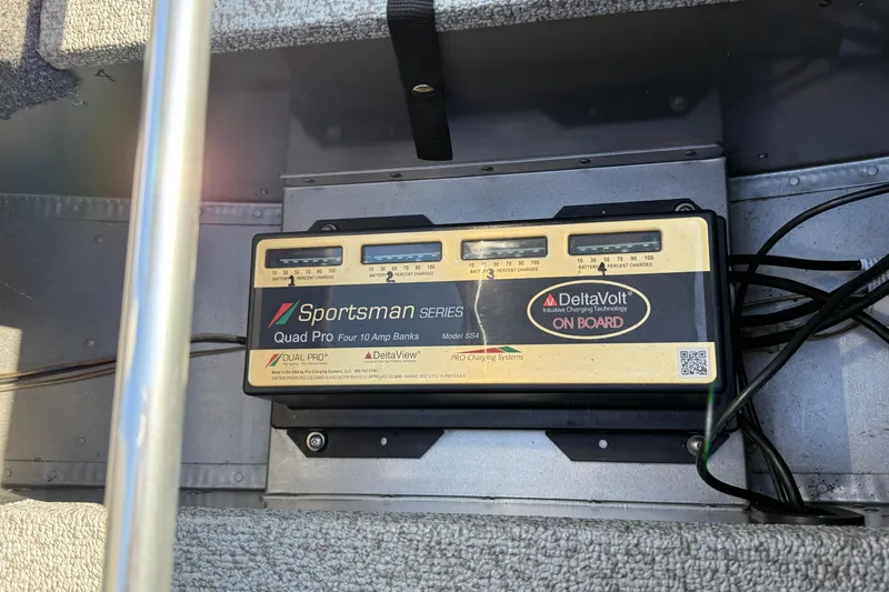 Slide: The Image of Onboard DeltaVolt charger in 2019 Lund 2025 Impact XS boat. - 17