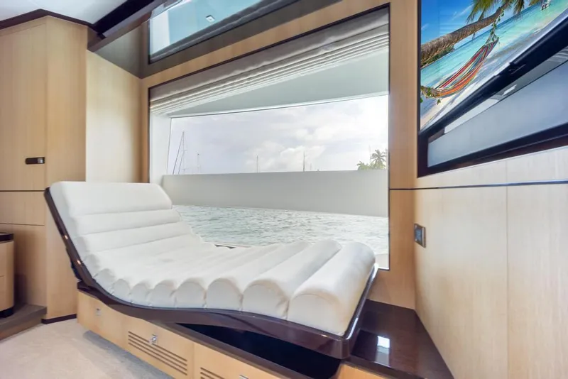 Slide: The Image of Master Stateroom Lounge Seat White Leather - 32