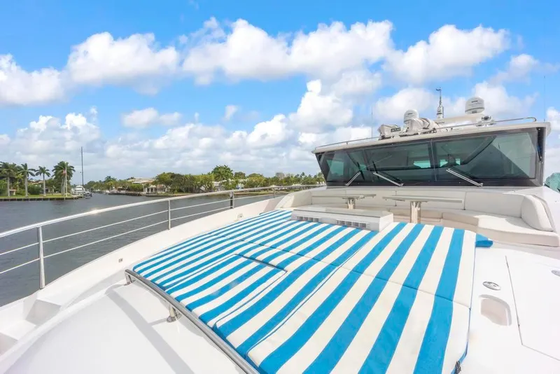 Slide: The Image of Bow Blue Stripe Sunpad 1 - 6