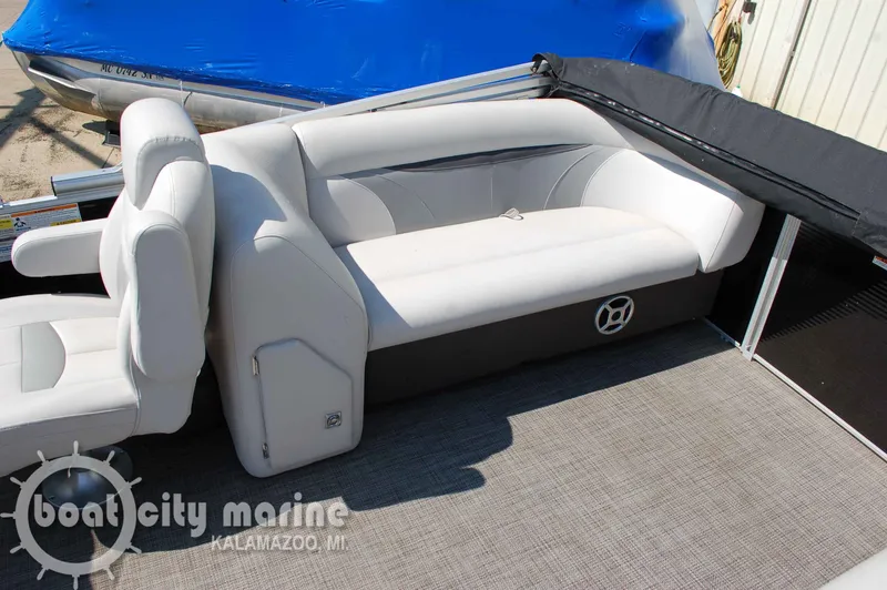 Slide: The Image of Godfrey Sweetwater 2286 SB 2017 - 12