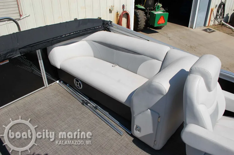 Slide: The Image of Godfrey Sweetwater 2286 SB 2017 - 13