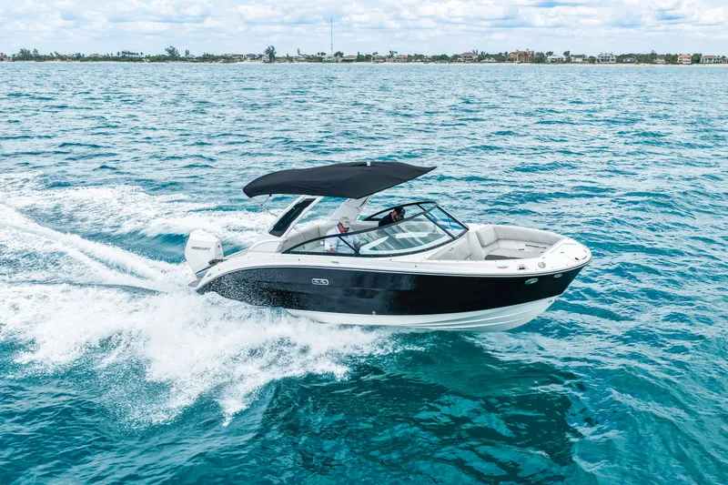 Slide: The Image of Sea Ray SDX 250 Outboard 2026 - 56