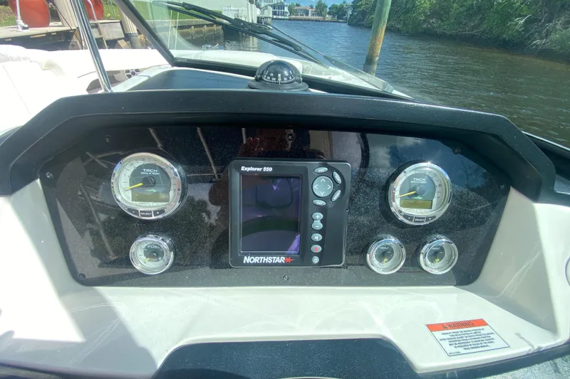 Slide: The Image of Dashboard with Northstar Chartplotter - 17