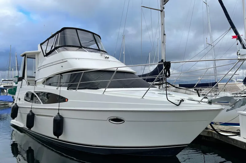 The Image of Carver Yachts 366 Motor Yacht 2006 - 0