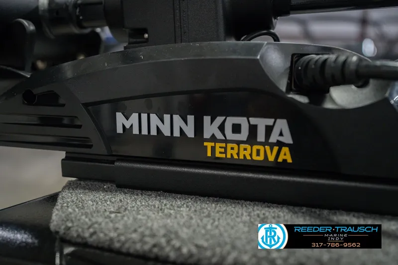 Slide: The Image of Minn Kota Terrova motor on 2026 Lund 1675 Adventure Sport boat. - 54