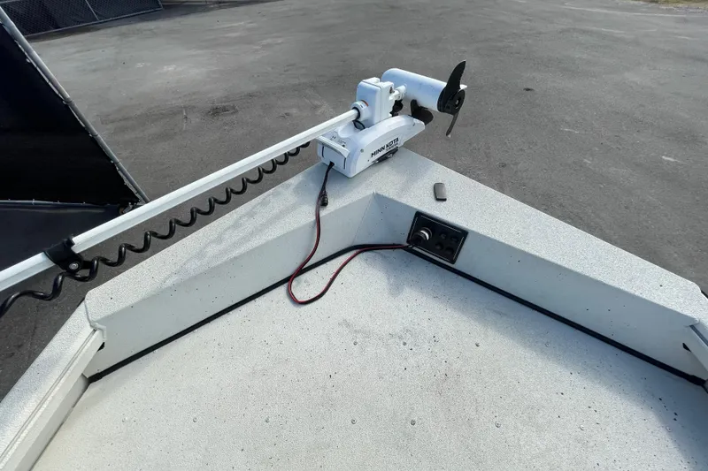 Slide: The Image of 2023 Ranger RB190 boat with Minn Kota trolling motor on deck. - 41