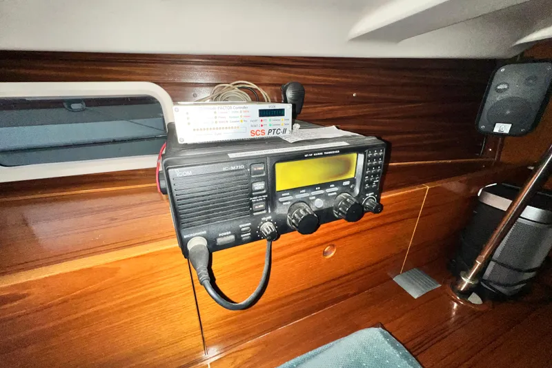 Slide: The Image of Marine radio equipment inside a 1993 Beneteau Oceanis 440 yacht cabin. - 45