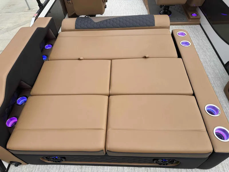 Slide: The Image of South Bay 525UL 2026 - 13