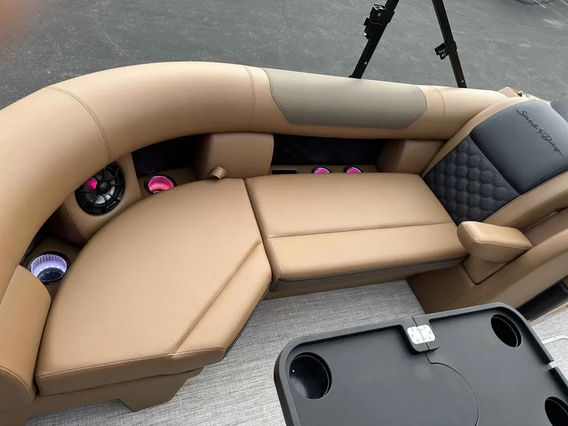 Slide: The Image of South Bay 525UL 2026 - 8