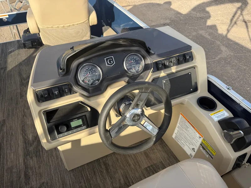 Slide: The Image of Sweetwater 2086 Quad Fish 2022 - 19