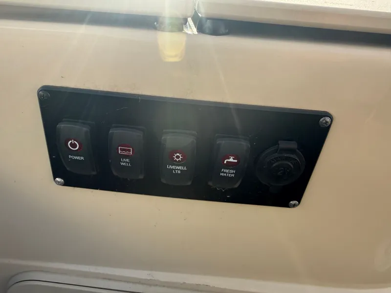 Slide: The Image of Sweetwater 2086 Quad Fish 2022 - 29