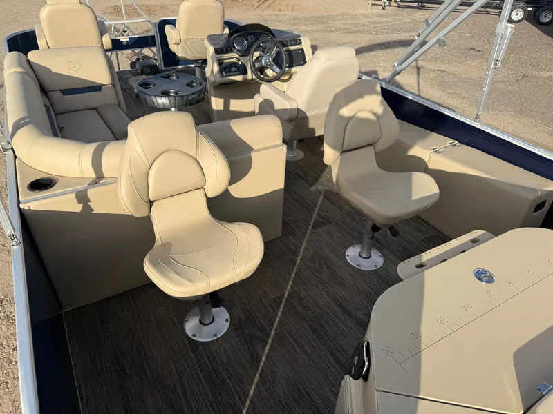 Slide: The Image of Sweetwater 2086 Quad Fish 2022 - 34