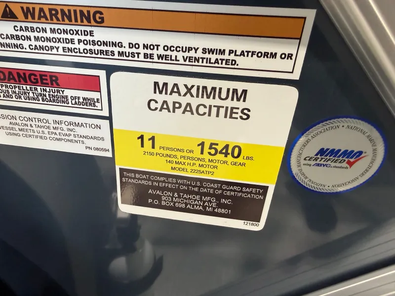 Slide: The Image of Tahoe LTZ 2385 VRB Swingback 2026 - 16