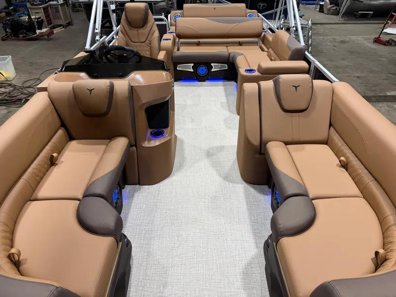 Slide: The Image of Tahoe LTZ 2385 Swingback (VRL) Tritoon & Honda 4-Stroke EFI 2025 - 6