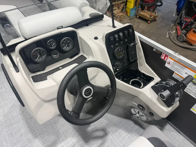 Slide: The Image of Princecraft Vectra 23 RL SS Swingback Tritoon & Mercury 4-Stroke EFI 2026 - 12