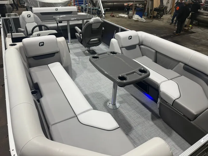 Slide: The Image of Princecraft Vectra 23 RL SS Swingback Tritoon & Mercury 4-Stroke EFI 2026 - 30