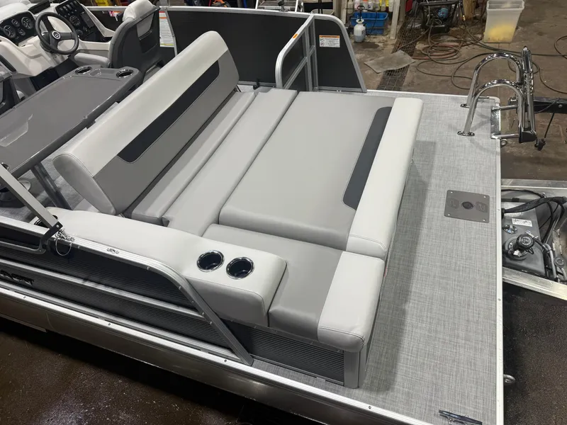 Slide: The Image of Princecraft Vectra 23 RL SS Swingback Tritoon & Mercury 4-Stroke EFI 2026 - 4