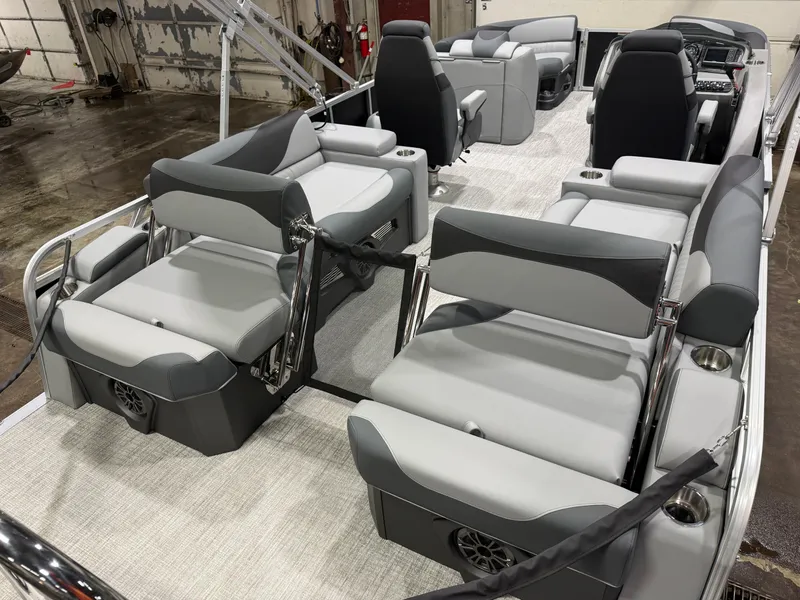 Slide: The Image of Tahoe LTZ 115HP QLS 2385 Quad Lounge Shift 2026 - 22