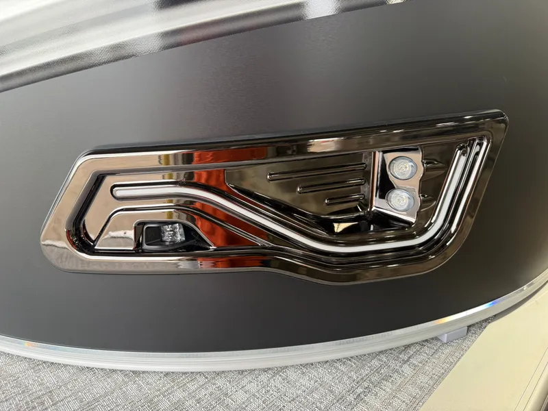 Slide: The Image of Tahoe LTZ 115HP QLS 2385 Quad Lounge Shift 2026 - 33