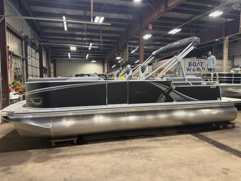 Slide: The Image of Tahoe LTZ 115HP QLS 2385 Quad Lounge Shift 2026 - 48