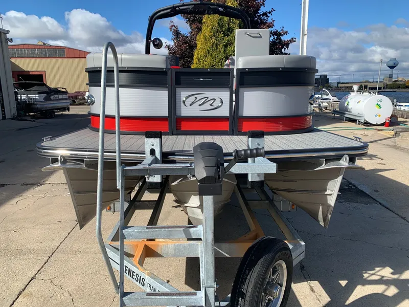 Slide: The Image of Manitou LX 27 Rear Facing X-Treme (RFX) Twins 2023 - 11