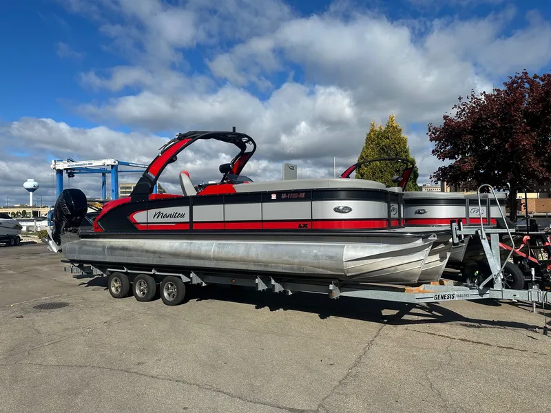 Slide: The Image of Manitou LX 27 Rear Facing X-Treme (RFX) Twins 2023 - 13