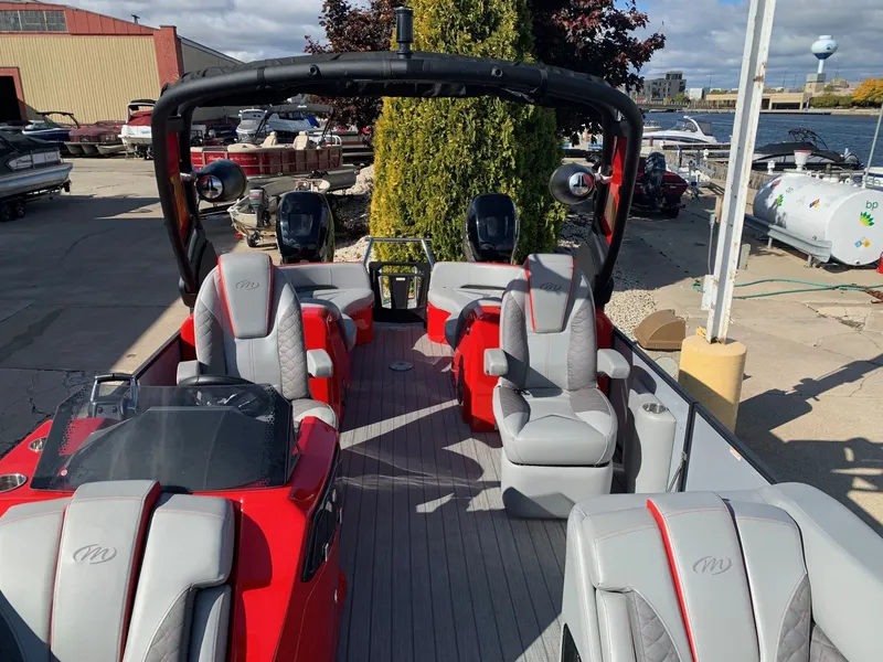 Slide: The Image of Manitou LX 27 Rear Facing X-Treme (RFX) Twins 2023 - 9