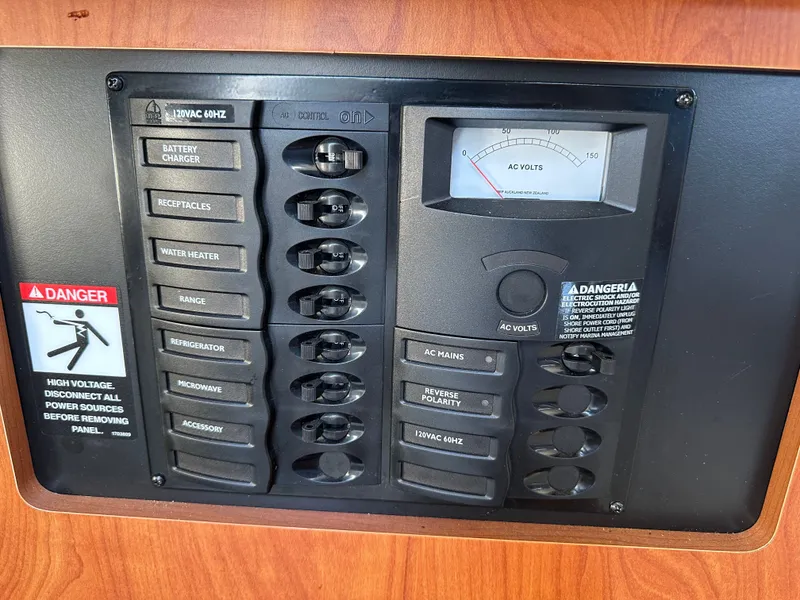 Slide: The Image of Bayliner 245 SB 2007 - 23