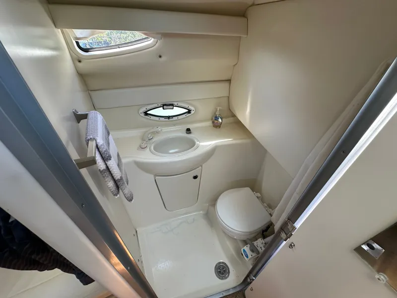 Slide: The Image of Bayliner 245 SB 2007 - 25