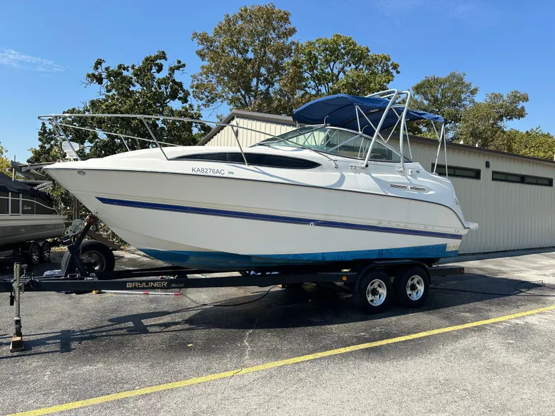 Slide: The Image of Bayliner 245 SB 2007 - 5