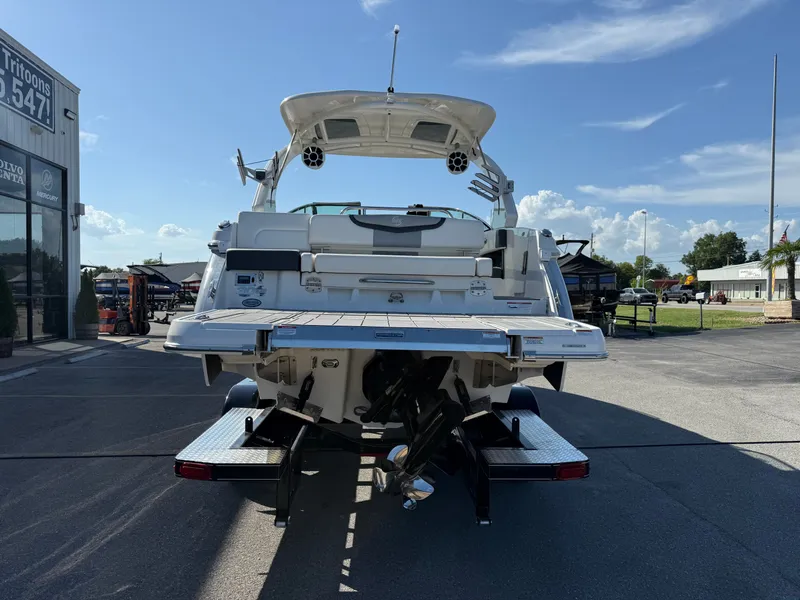 Slide: The Image of Chaparral 30SURF 2023 - 6