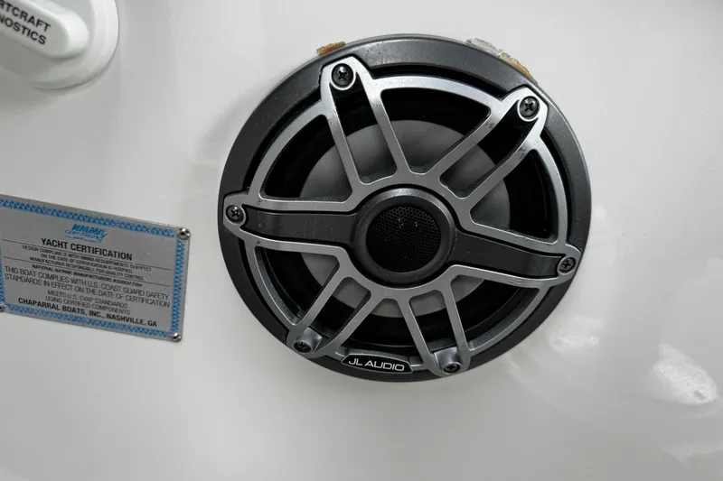 Slide: The Image of Speaker and yacht certification on 2020 Chaparral 277 SSX boat. - 32