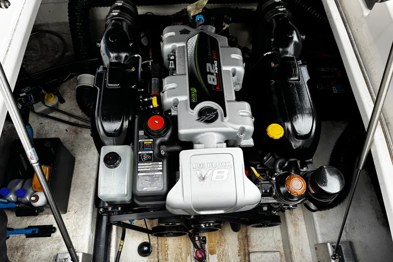 Slide: The Image of 2020 Chaparral 277 SSX boat engine, featuring a powerful 8.2L V8 motor. - 50