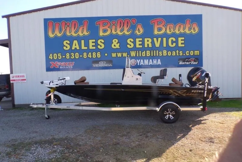 The Image of 2026 Xpress H20B Bay boat at Wild Bill's Boats dealership. - 0