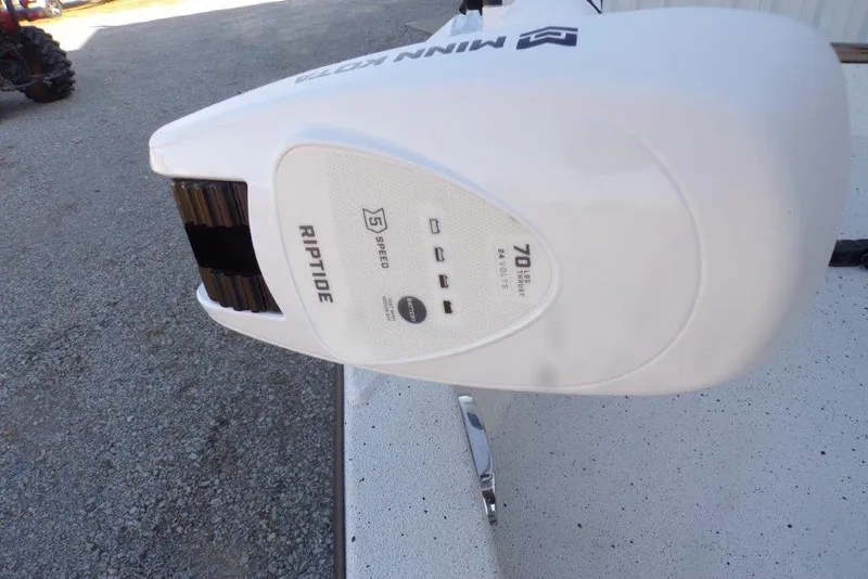Slide: The Image of Minn Kota Riptide motor on 2026 Xpress H20B Bay boat, featuring 70 lbs thrust. - 14