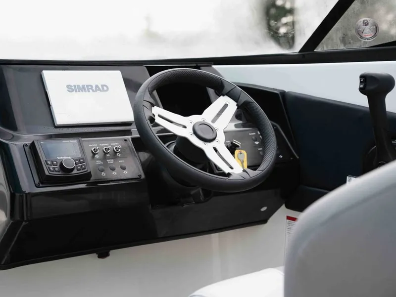 Slide: The Image of Bayliner V20 2026 - 5