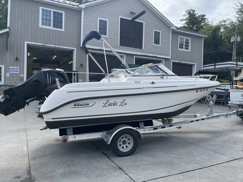The Image of Boston Whaler Ventura 180 2006 - 1