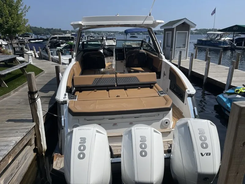 Slide: The Image of Cobalt R33 2023 - 3