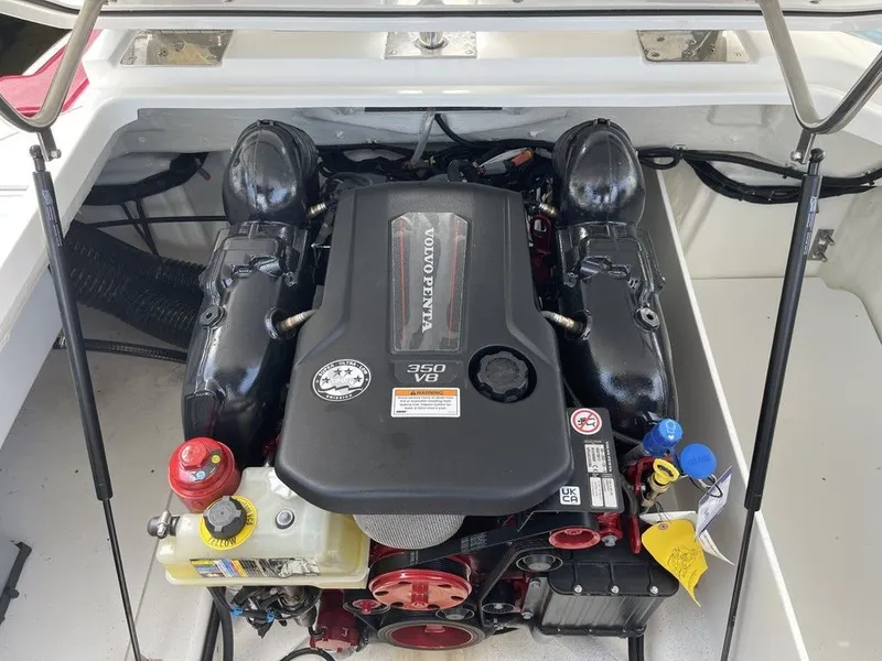 Slide: The Image of Cobalt R6 2024 - 16