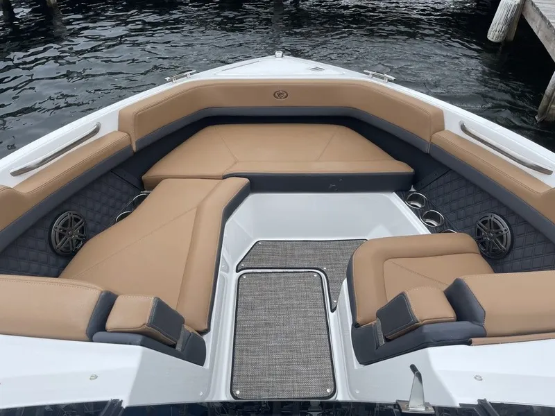 Slide: The Image of Cobalt R6 2026 - 2