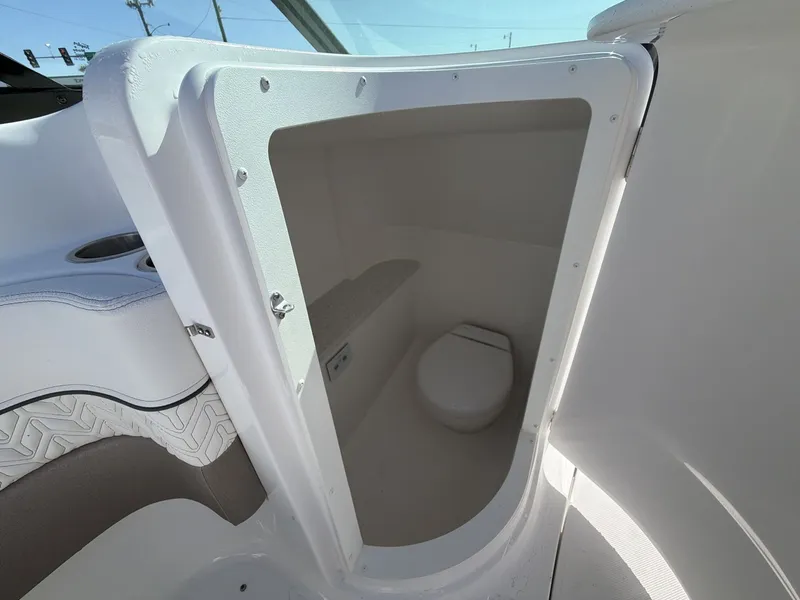 Slide: The Image of Hurricane 2400 SD 2026 - 12