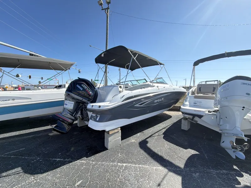 Slide: The Image of Hurricane 2400 SD 2026 - 5