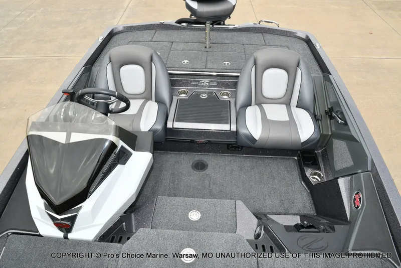 Slide: The Image of Ranger Z518 w/200HP Pro-XS 4 Stroke 2023 - 49