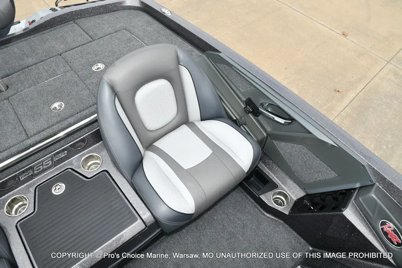 Slide: The Image of Ranger Z518 w/200HP Pro-XS 4 Stroke 2023 - 51