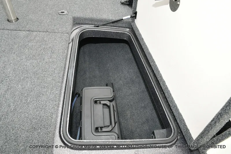 Slide: The Image of Ranger Z518 w/200HP Pro-XS 4 Stroke 2023 - 61